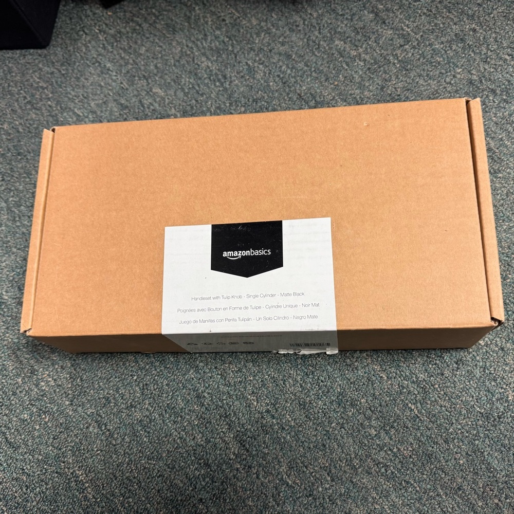 Amazon Basics Front Door Lock Set - Picture 8 of 10